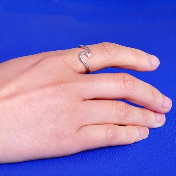 Wave Ring Ocean Rip Curl Silver Alloy Size 5.5 NWOT - Picture 4 of 7